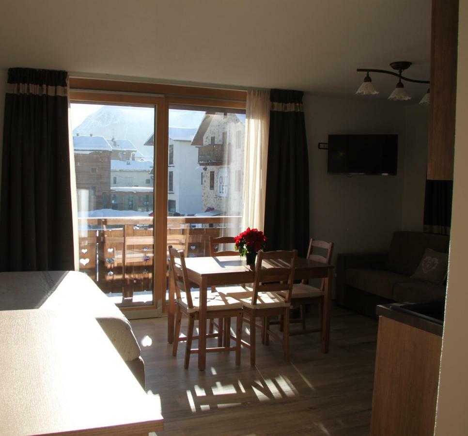 Mont Chalet Apartaments Λιβίνιο Εξωτερικό φωτογραφία
