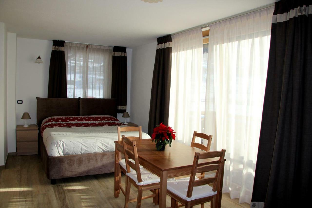 Mont Chalet Apartaments Λιβίνιο Εξωτερικό φωτογραφία
